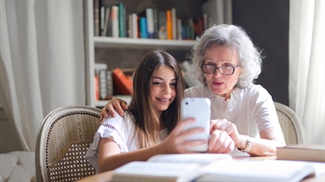 3 Budget-Friendly Tips for Staying in Touch with Loved Ones